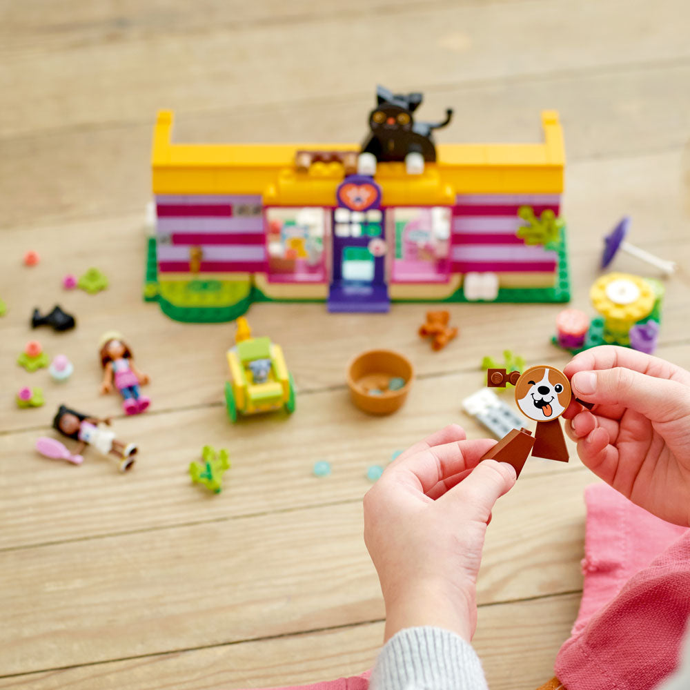 LEGO Friends 41699 Pet Adoption Cafe & FREE 30202 Smoothie Stand