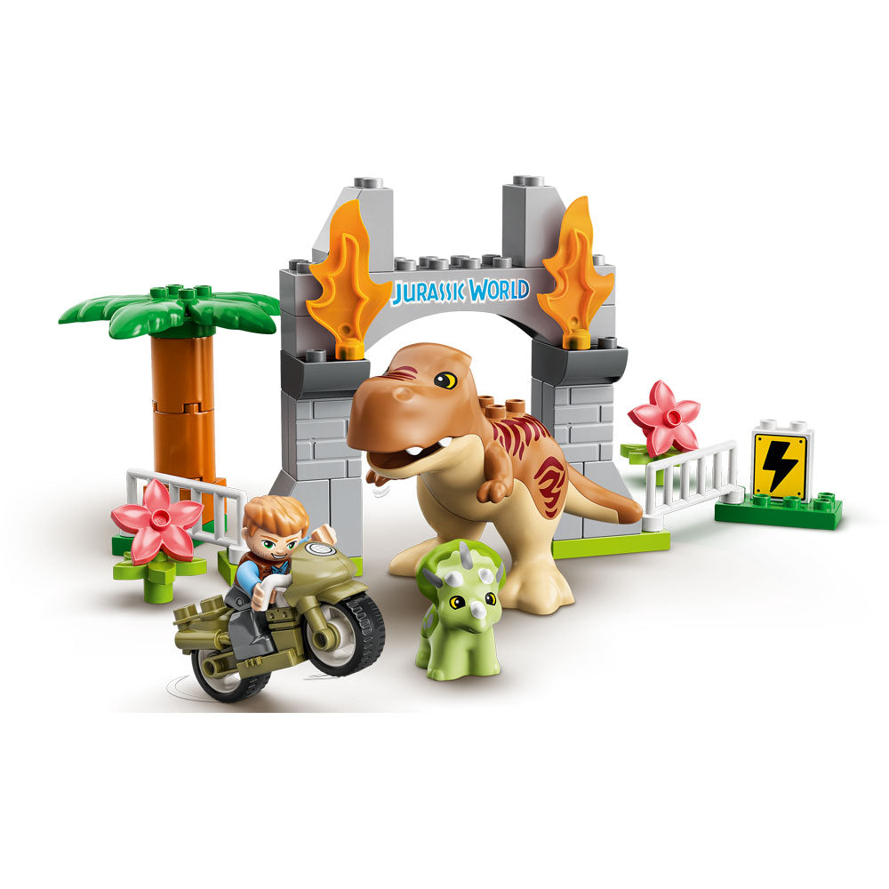 LEGO DUPLO 10939 T. rex and Triceratops Dinosaur Breakout