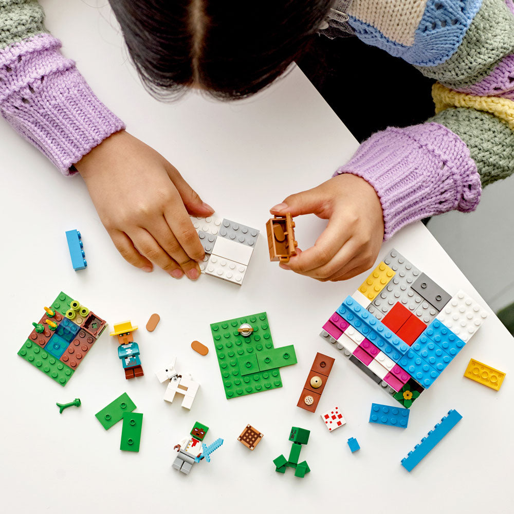 [DISCONTINUED] LEGO Minecraft 21184 The Bakery