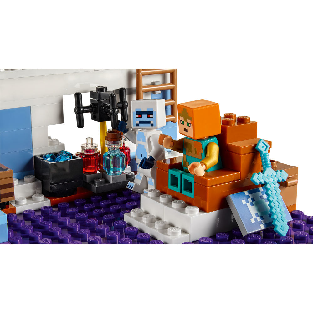 [DISCONTINUED] LEGO Minecraft 21186 The Ice Castle