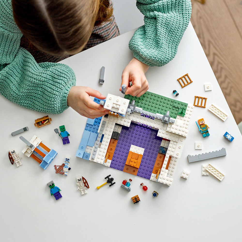 [DISCONTINUED] LEGO Minecraft 21186 The Ice Castle