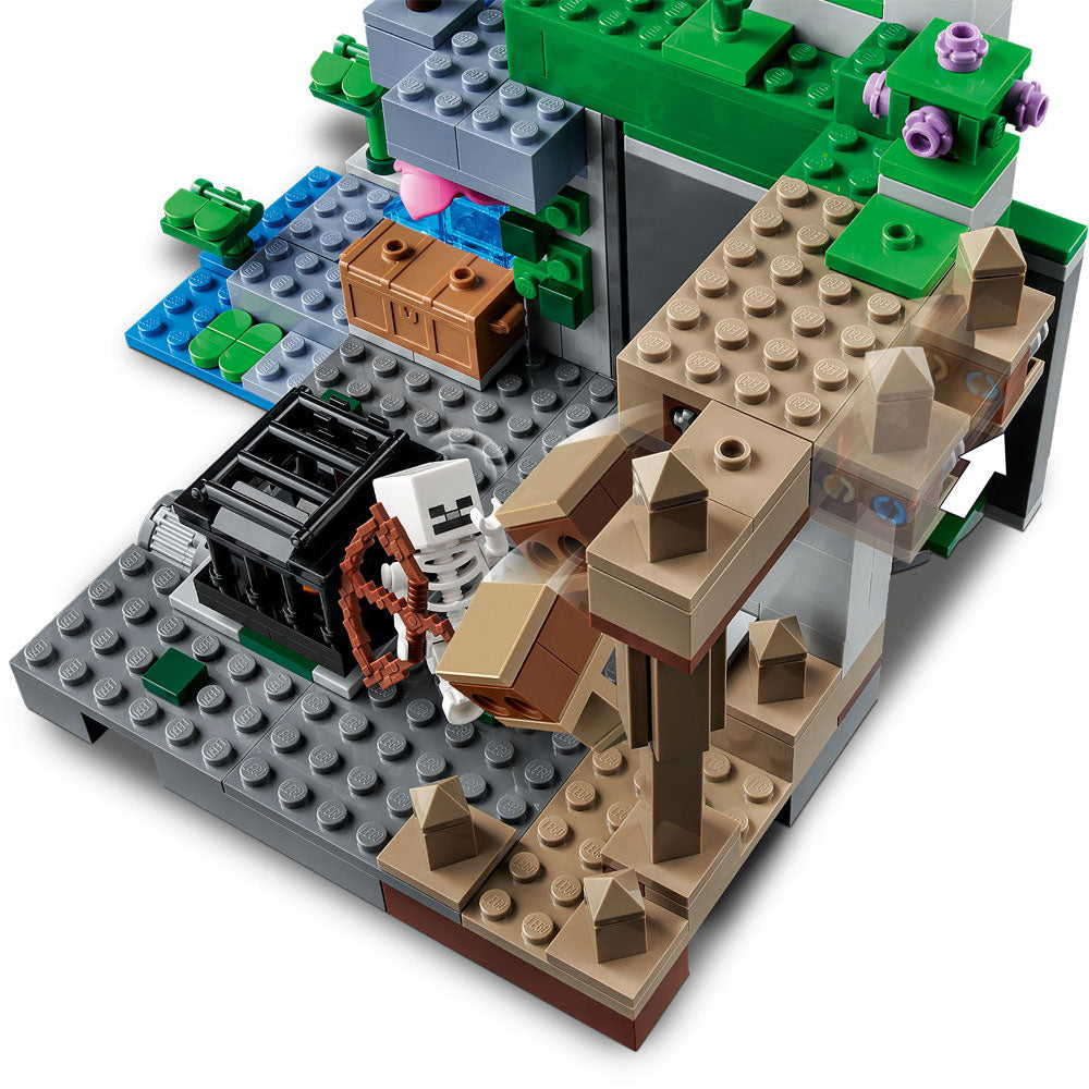 [DISCONTINUED] LEGO Minecraft Value Pack: 21184 The Bakery + 21189 The Skeleton Dungeon + Gift Wrapping