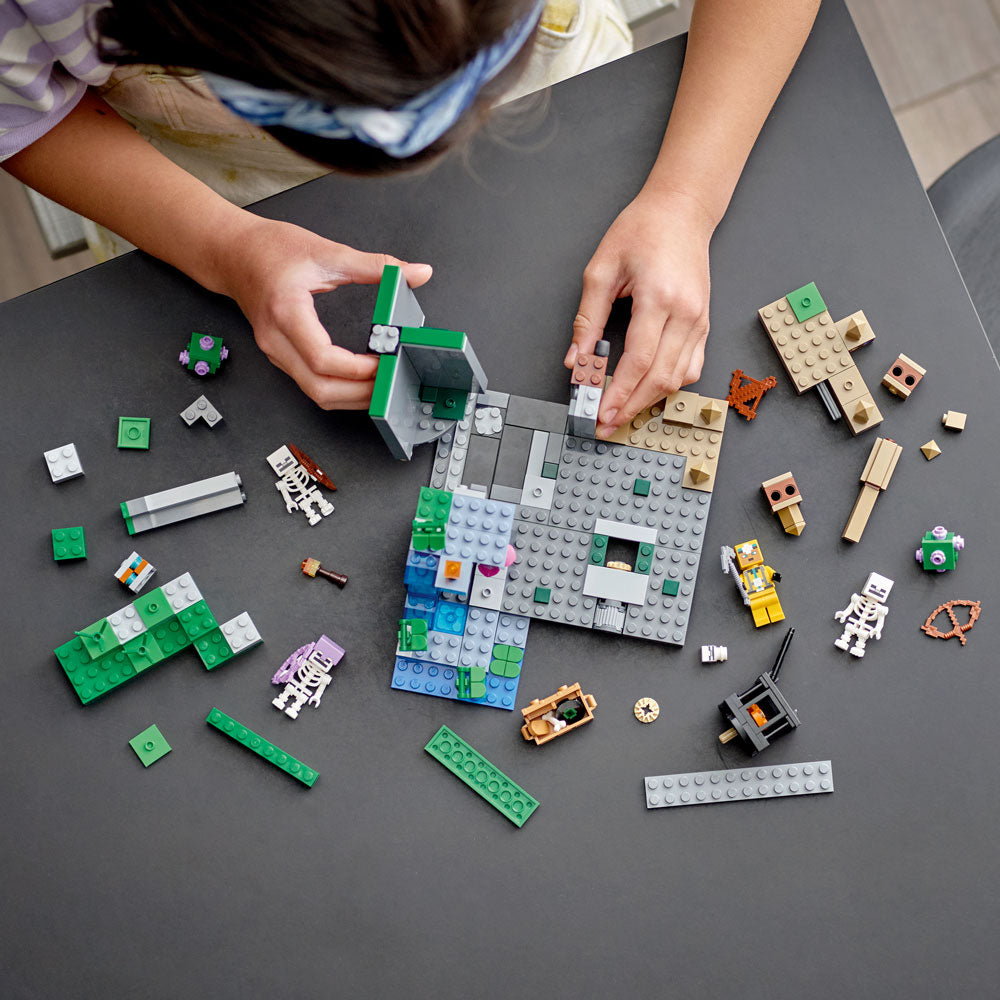 [DISCONTINUED] LEGO Minecraft Value Pack: 21184 The Bakery + 21189 The Skeleton Dungeon + Gift Wrapping