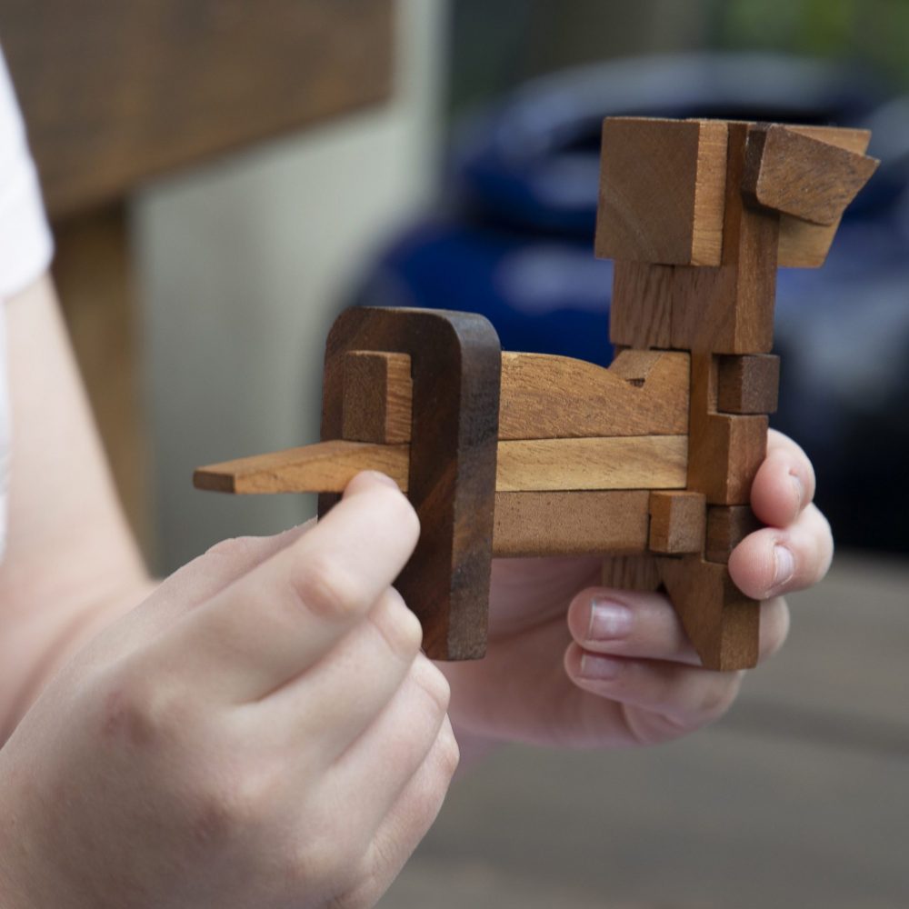 [DISCONTINUED] Wolfpack Games Kumiki Dog Wooden 3D Puzzle